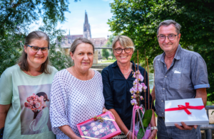 Für 40 Jahre beherztes Engagement wurden (von links) Petra Wolf, Cornelia Wimmer, Andrea Schwendner und Edmund Meier ausgezeichnet (Foto: Corinna Janes) 