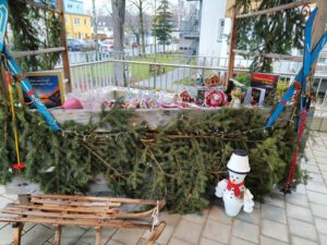 Stimmungsvoller Weihnachtsmarkt im Caritas Altenheim Fritz Gerlich im Regensburger Westen