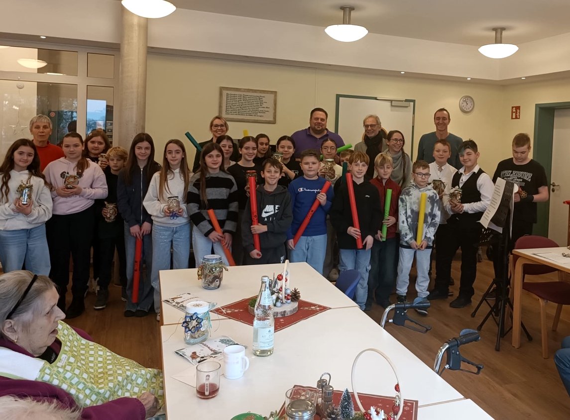 Besuch der Mittelschule im Caritas Altenheim St. Josef in Neustadt an der Donau