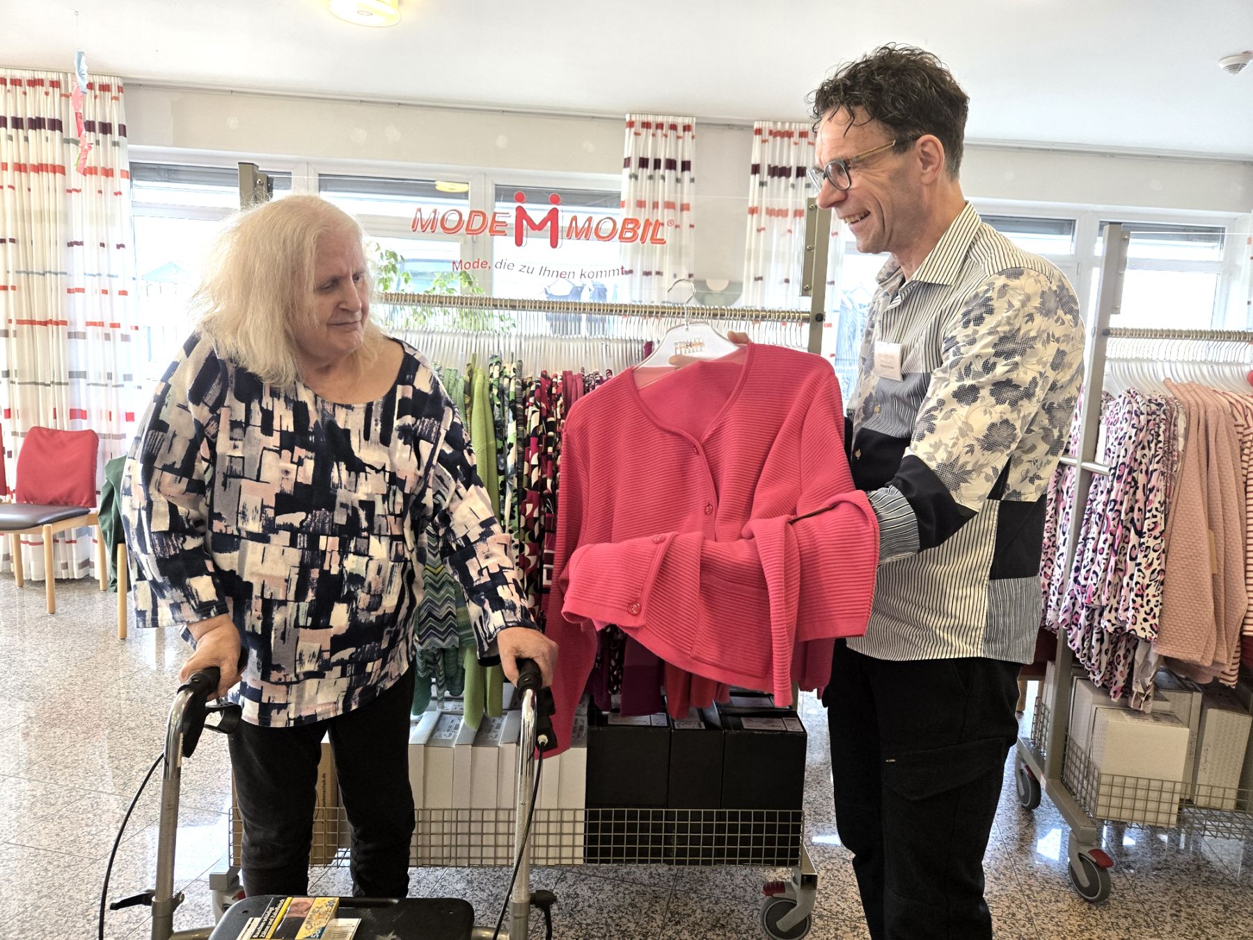Kleindereinkauf im Caritas Alten- und Pflegeheim St. Bernhard in Berhardswald
