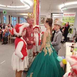 Bunte Faschingsfeier im Caritas Altenheim St. Konrad in Weiden